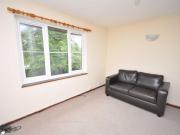 Lowry Crescent, Mitcham CR4, 1 bed flat to rent, £1,400...