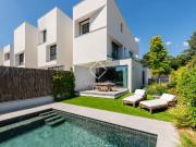 Lucas Fox presenta esta casa unifamiliar en una...