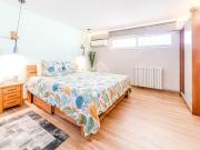 Lucas Fox presenta esta espaciosa vivienda ubicada en...