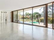 Lucas Fox presenta esta espectacular villa de diseño...