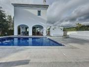 Lucas Fox presenta esta preciosa villa de 153 m²...