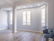 Lucas Fox presenta este espectacular piso de casi 130 m²...