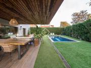 Lucas Fox se complace en presentar esta exclusiva casa...