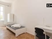 Luftiges Zimmer zu vermieten in Schillerkiez, Berlin