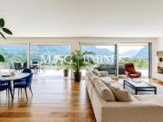 Lugano, Canobbio: Modernes Penthouse mit Seeblick und...