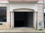 Lugar de Estacionamento em Cave Caldas da Rainha