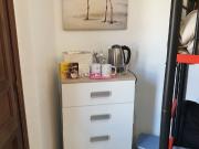 LUINOSA Y TRANQUILA HABITACIÓN