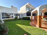 Lujosa casa en Bosques. Grandes espacios. Ubicación...