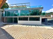 Lujosa Casa en Prados Del Este