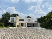 LUJOSA CASA EN REAL DE HACIENDA ZONA ESMERALDA