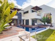 LUJOSA CASA EN RENTA EN PUERTO CANCUN