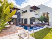 lujosa casa en renta en puerto cancun