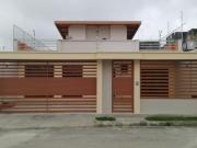 VENTA DE CASA EN URB. VISTA HERMOSA