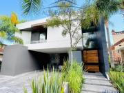 Lujosa Casa en Venta Azaleas Residencial Bugambilias