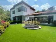 LUJOSA CASA EN VENTA CON SEGURIDAD, EN BOSQUES DE PALMITO