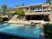LUJOSA CASA MEDITERRANEA EN VALLE ESCONDIDO