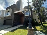 Lujosa Residencia en Venta, Coto Pontevedra, Puerta de...