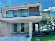 LUJOSA RESIDENCIA EN VENTA EN GRAN RESERVA, LOMAS DE...