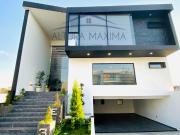 Lujosa Residencia en Venta Parque Virreyes Zapopan