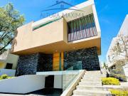 Lujosa Residencia Nueva en Venta Colinas de San Javier...