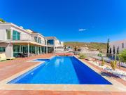 Lujosa villa de 3 dormitorios con piscina privada en...