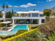 Lujosa Villa Moderna con Impresionantes Vistas al Mar en...