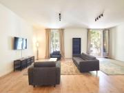 Lujosa vivienda de 3 habitaciones amplia y reformada...