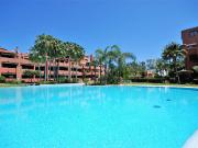 Lujoso apartamento en primera planta cerca del mar