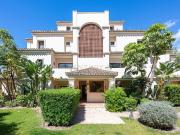 Lujoso Ático de 3 Dormitorios en Capanes del Golf,...