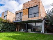 Lumbisi, Casa en Venta, 311m2, 3 Habitaciones, patio 160
