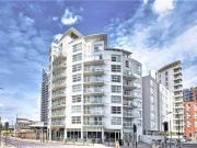 Lumina Building, Prestons Road, London E14, 2 bed flat...