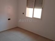 Lumineux appart vide à Ain Mezouar