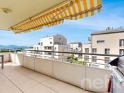 Lumineux appartement avec grand balcon et vue lac aux...