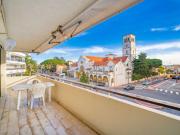 Lumineux et très confortable appartement avec une grande...