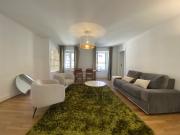 Lumineux F2 meublé de 74,80m2 avec parking Hyper Centre...