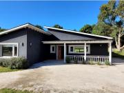 Luminosa Casa en Barrio Cerrado Costa Esmeralda en...