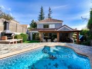 Luminosa y acogedora casa, San Carlos de Apoquindo