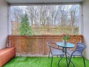 Luminosité et vue nature pour cet appartement de 4...