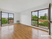 Luminosité et vues dégagées ! Appartement 2 pièces avec...