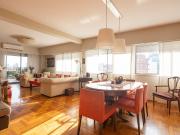 Luminoso 4 ambientes con escritorio y cochera