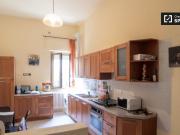 Appartamento con 1 camera da letto in affitto a Quarto...