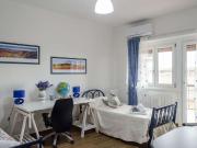 Luminoso appartamento con 2 camere da letto in affitto a...