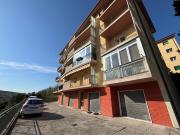 LUMINOSO APPARTAMENTO CON BOX VIA CANCIANI