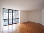 Luminoso appartamento di 3.5 locali a due passi dal centro