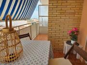 ¡LUMINOSO ÁTICO CON VISTAS AL MAR – A SOLO 100M DE LA PLAYA!