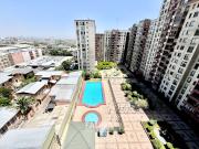 Luminoso con vista despejada a pasos de Metro Cumming y...