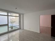 Luminoso Departamento Apto Profesional en San Telmo