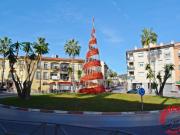 Luminoso piso con gran terraza, piscina y vistas al mar...