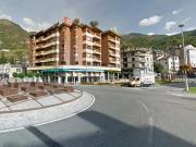 Luminoso piso en zona residencial