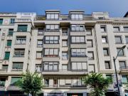 Luminoso piso junto a la Alhóndiga, en pleno centro de...